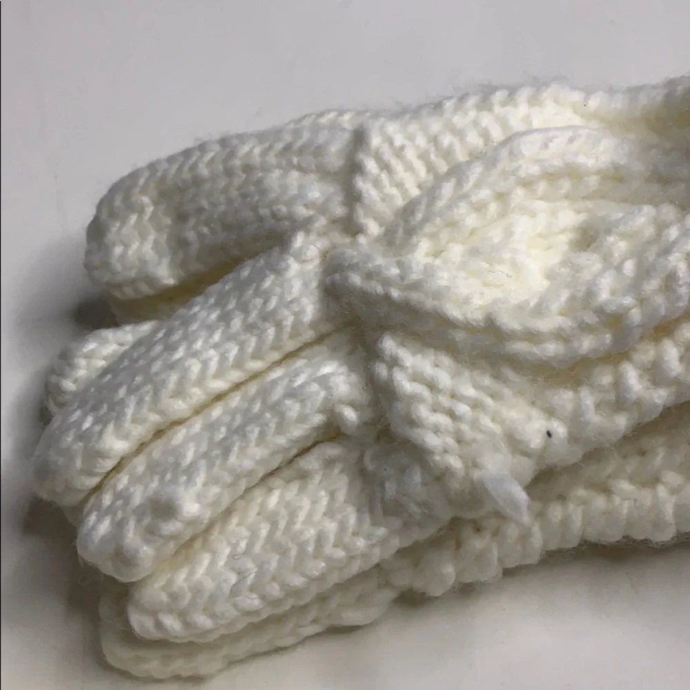 Faded Glory Cable Knit Gloves & Hat Toggle Tusk winter white essentials